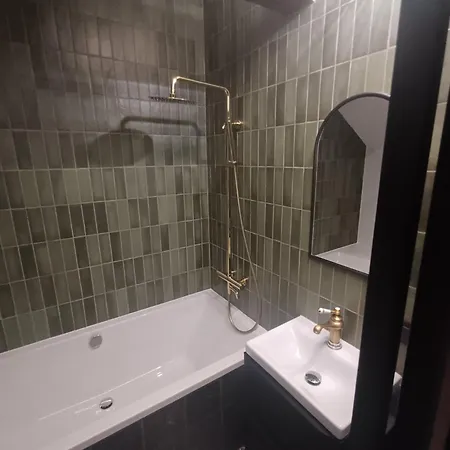 Dwor Pod Sosnami Kaszuby, Sauna Konukevi Ostrzyce